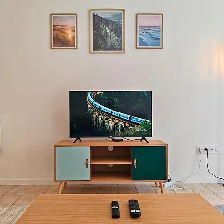 Chill And Work * וילנב-סור-לו